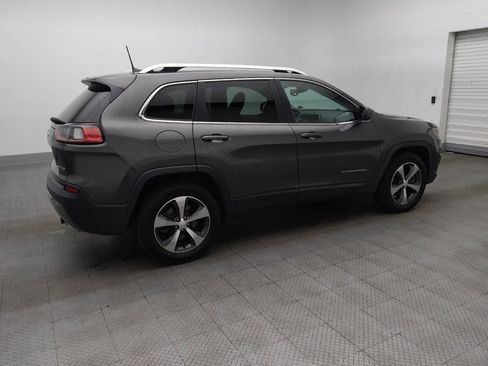 Used 2019 Jeep Cherokee Limited w/ Technology Group AWD/4WD image 10