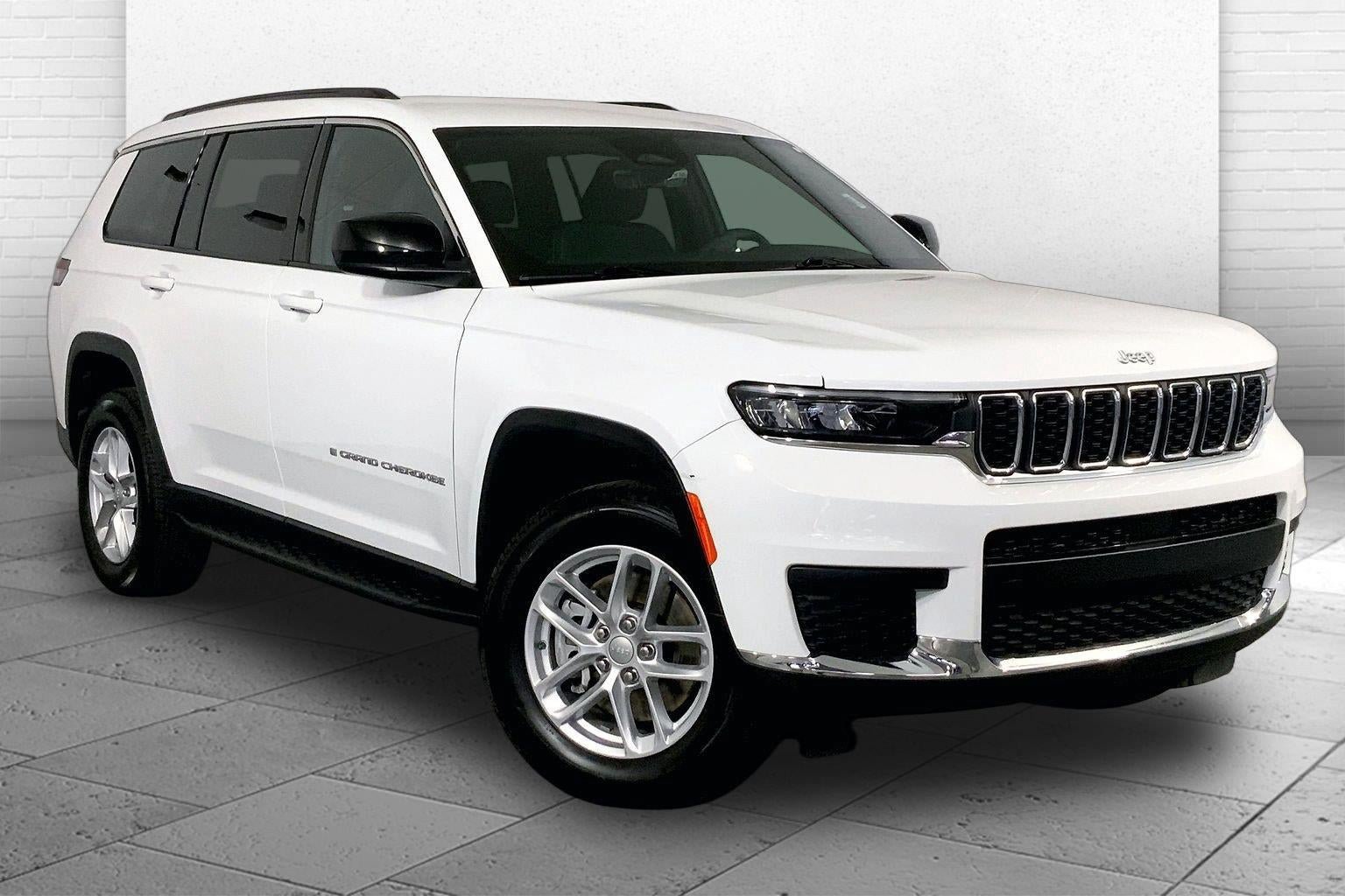 Used 2025 Jeep Grand Cherokee L Laredo w/ Luxury Tech Group I AWD/4WD image 1