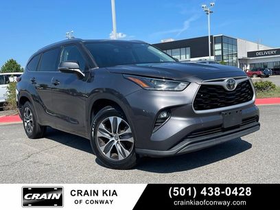 Used 2021 Toyota Highlander XLE