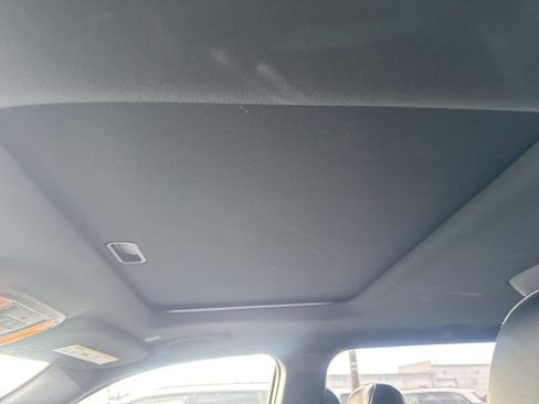 Used 2019 Dodge Durango R/T w/ Technology Group image 14