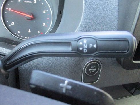 Used 2025 Mercedes-Benz Sprinter 2500 image 16