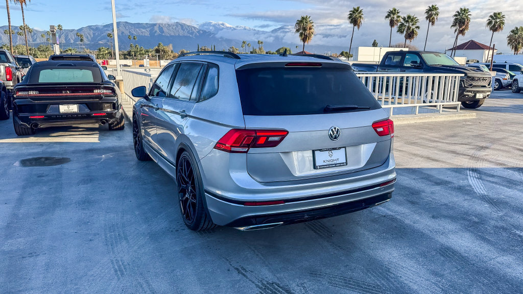 Used 2021 Volkswagen Tiguan SE R-Line FWD image 7