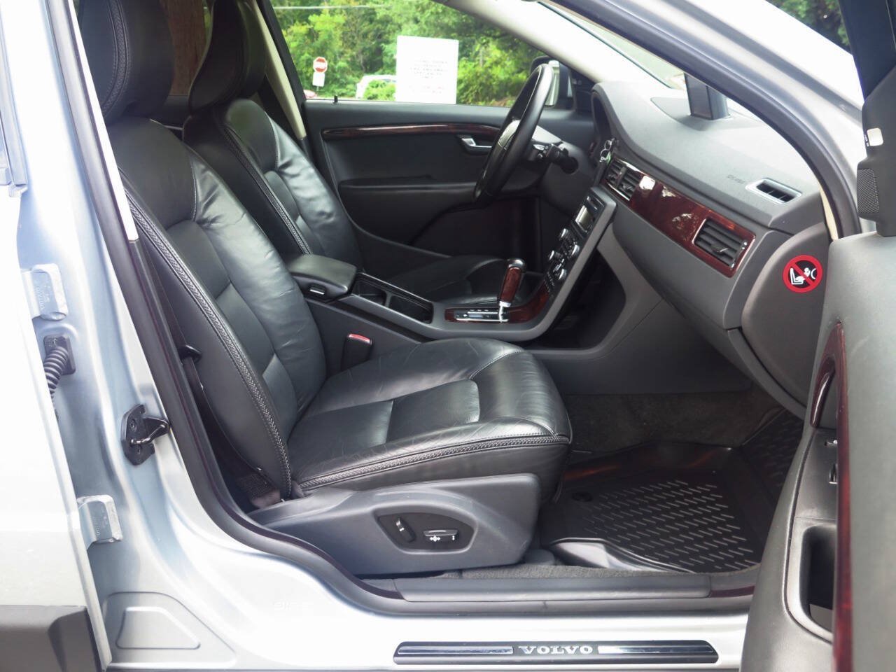 Used 2008 Volvo XC70 3.2 AWD/4WD image 17