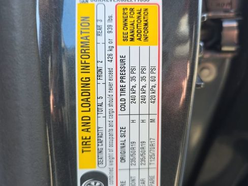 Used 2018 GMC Terrain SLT w/ Preferred Package AWD/4WD image 22
