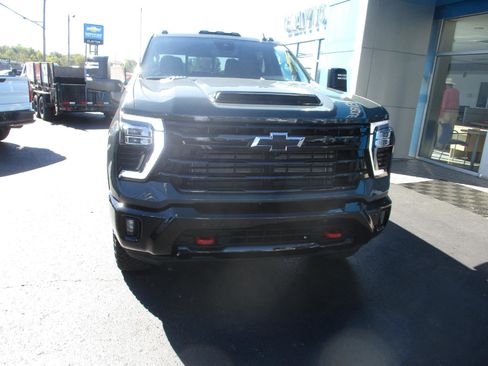 New 2026 Chevrolet Silverado 2500 LT w/ Trail Boss Package image 9