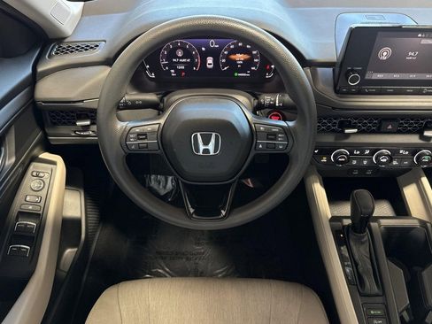 Used 2023 Honda Accord EX image 27
