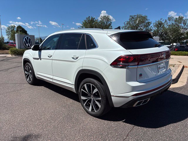 Certified 2026 Volkswagen Atlas Cross Sport SEL Premium R-Line AWD/4WD image 4