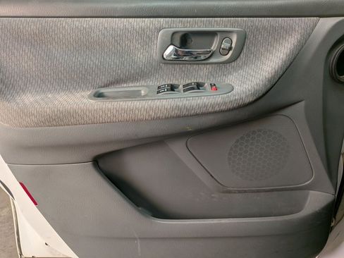 Used 2004 Honda Odyssey LX image 13