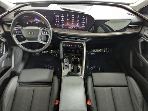 Certified 2025 Audi Q5 Premium w/ Premium Plus AWD/4WD image 10