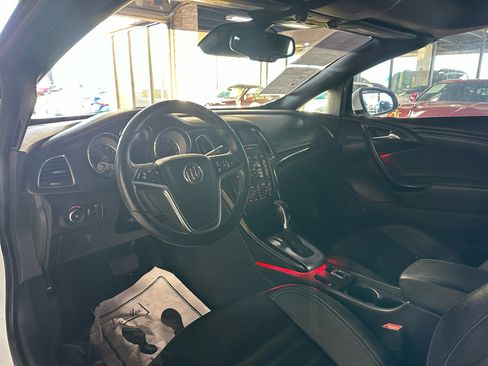 Used 2016 Buick Cascada Premium image 29