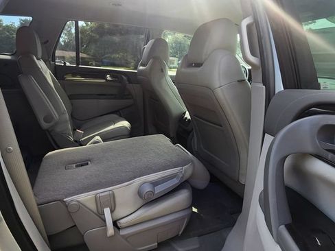 Used 2017 Buick Enclave Leather FWD image 24