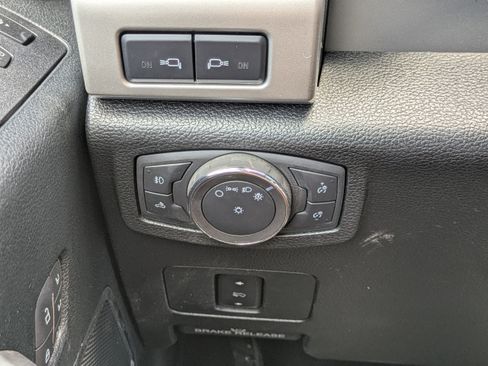 Used 2020 Ford F250 Lariat AWD/4WD image 20