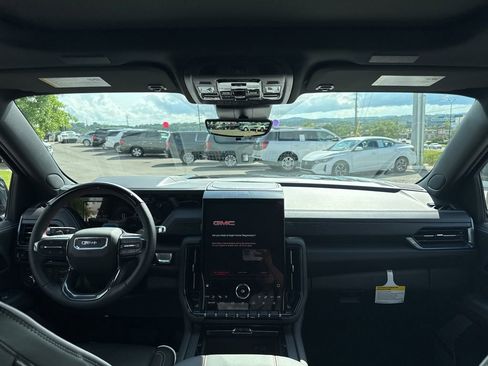 New 2026 GMC Yukon AT4 Ultimate AWD/4WD image 25