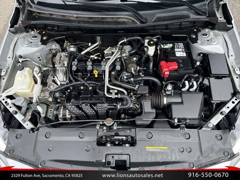 Used 2022 Nissan Altima 2.5 SV FWD image 12