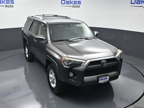 Used 2016 Toyota 4Runner SR5 AWD/4WD image 47