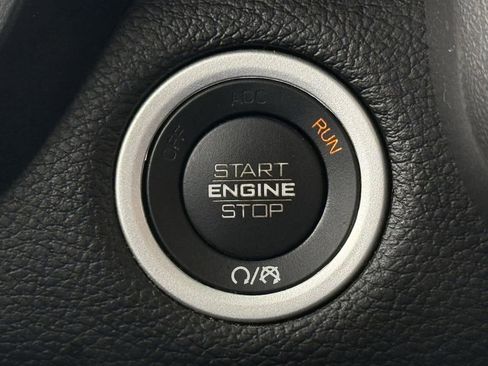Used 2019 RAM 1500 Big Horn RWD image 15