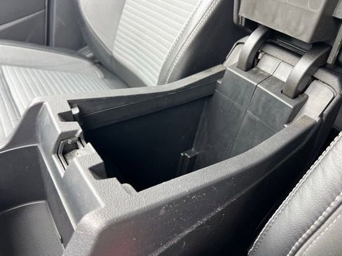 Certified 2019 Ford Escape SE AWD/4WD image 16
