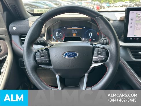Used 2025 Ford Explorer ST-Line w/ Premium Package RWD image 28