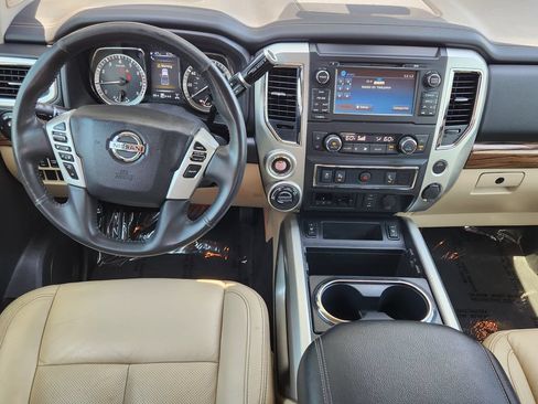 Used 2018 Nissan Titan SL w/ Chrome Package AWD/4WD image 3