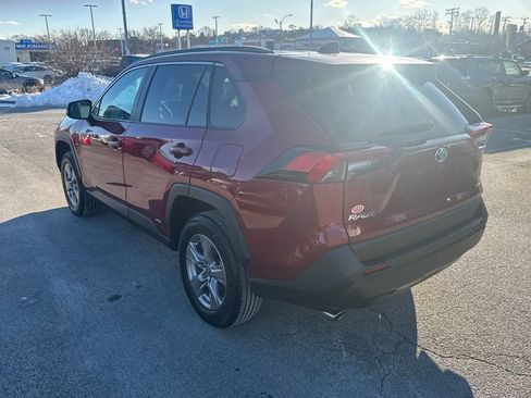 Used 2024 Toyota RAV4 XLE image 5