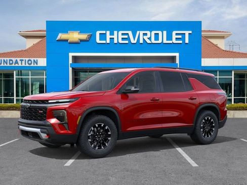 New 2026 Chevrolet Traverse Z71 w/ Enhanced Driving Package image 2