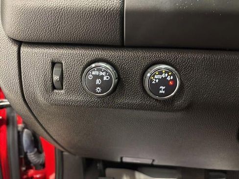 Used 2018 Chevrolet Colorado LT w/ LT Convenience Package image 15