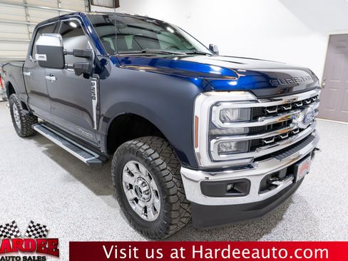 Used 2024 Ford F250 Lariat w/ Chrome Package image 6