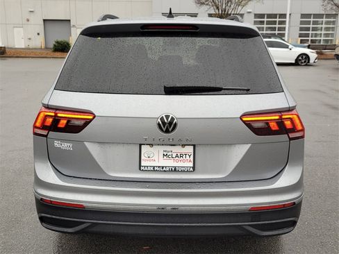 Used 2024 Volkswagen Tiguan S image 10