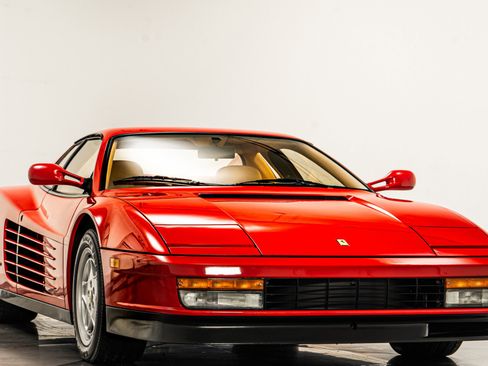 Used 1988 Ferrari Testarossa image 3