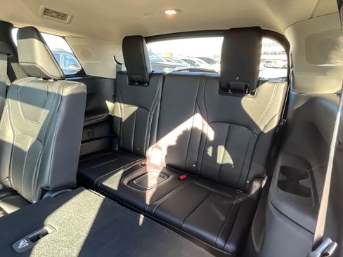 Certified 2025 INFINITI QX60 Pure image 20