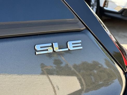 Used 2021 GMC Terrain SLE AWD/4WD image 30