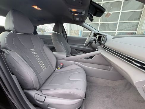 New 2026 Hyundai Elantra Sport w/ Cargo Package FWD image 28