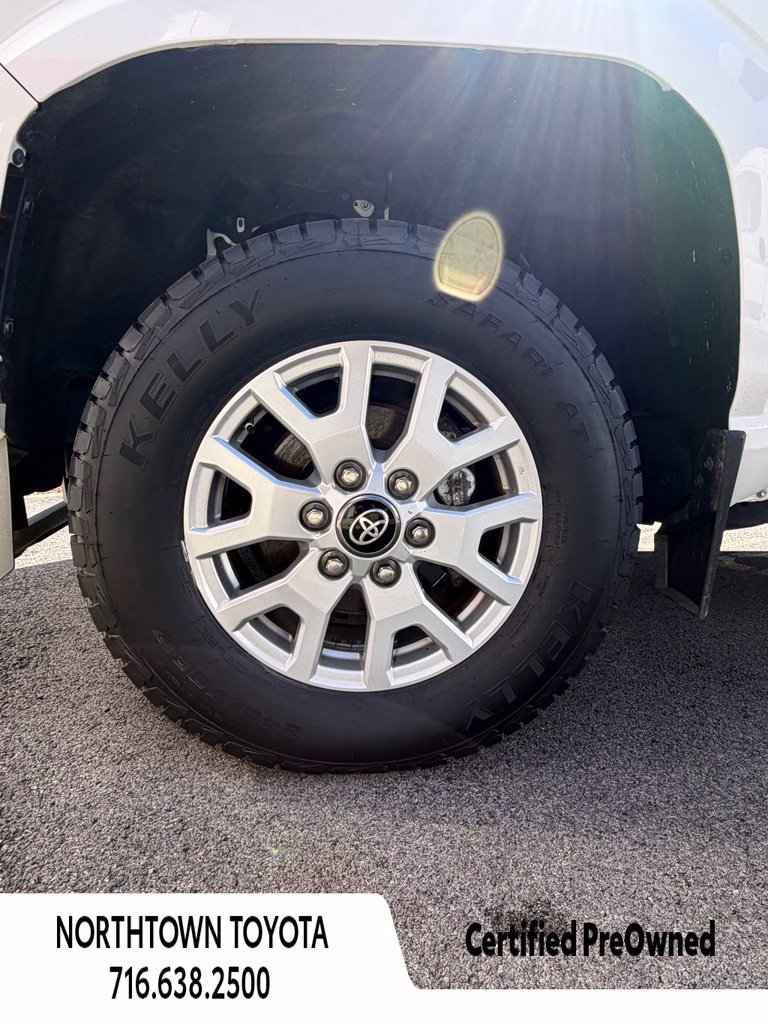 Used 2024 Toyota Tacoma SR5 AWD/4WD image 6