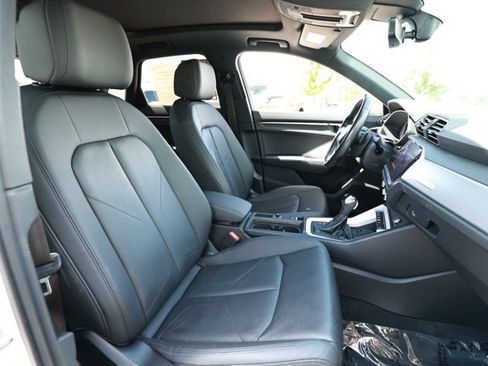 Used 2021 Audi Q3 2.0T Premium Plus w/ Premium Plus Package AWD/4WD image 29