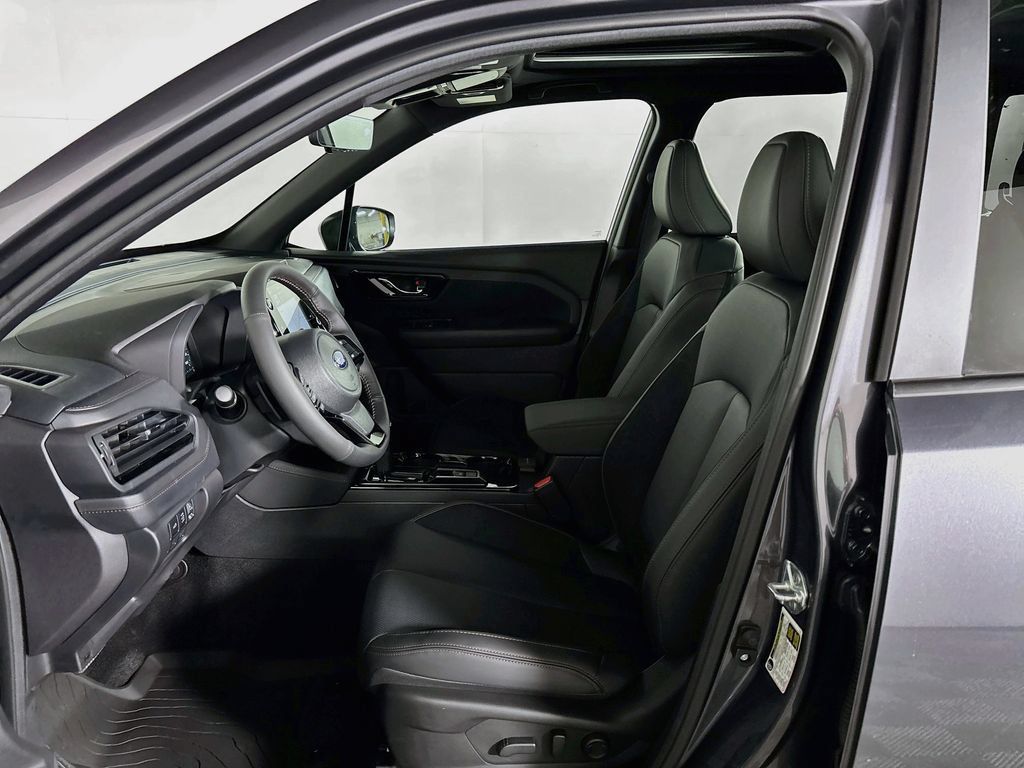Used 2026 Subaru Forester Touring AWD/4WD image 12