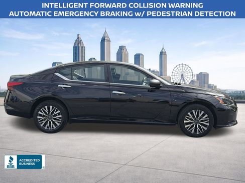 Certified 2024 Nissan Altima 2.5 SV image 6