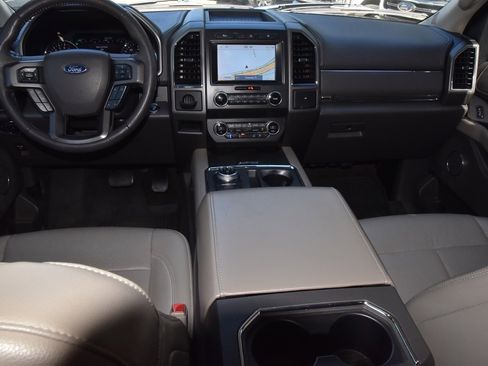 Used 2020 Ford Expedition XLT w/ Equipment Group 202A image 17