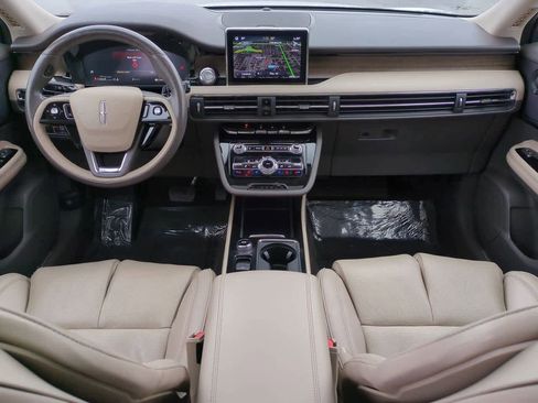 Used 2022 Lincoln Corsair Reserve w/ Equipment Group 201A image 14