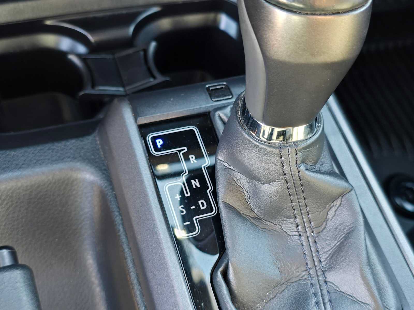 Certified 2019 Toyota Tacoma TRD Sport AWD/4WD image 30