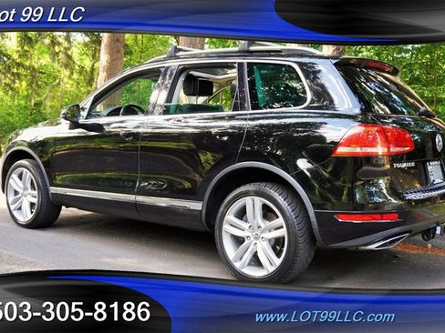 Used 2013 Volkswagen Touareg Executive AWD/4WD image 11