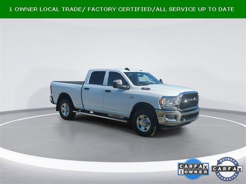 Used 2024 RAM 3500 Tradesman w/ Chrome Appearance Group image 2