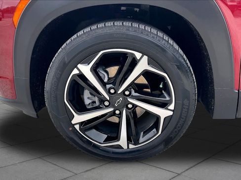Used 2023 Chevrolet TrailBlazer RS w/ Convenience Package FWD image 11