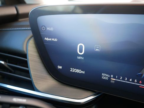 Used 2025 Buick Envision Preferred image 32