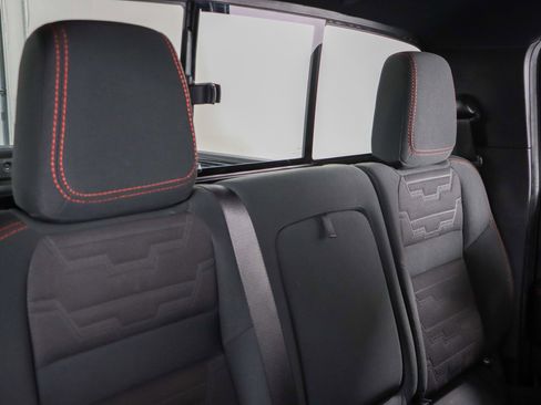 Used 2022 Nissan Frontier PRO-4X w/ Technology Package image 28