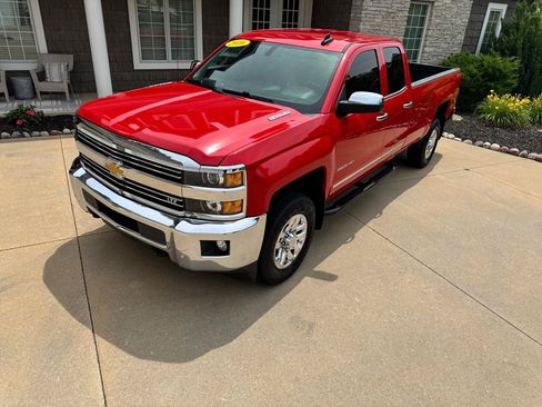 Used 2015 Chevrolet Silverado 2500 LTZ w/ LTZ Plus Package AWD/4WD image 23