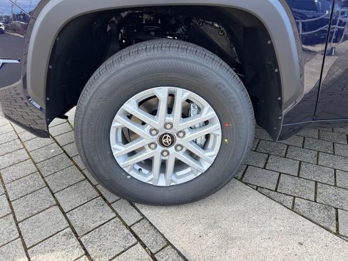 New 2026 Toyota Tundra SR5 AWD/4WD image 10