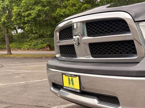 Used 2012 RAM 1500 ST w/ SXT Appearance Group AWD/4WD image 17