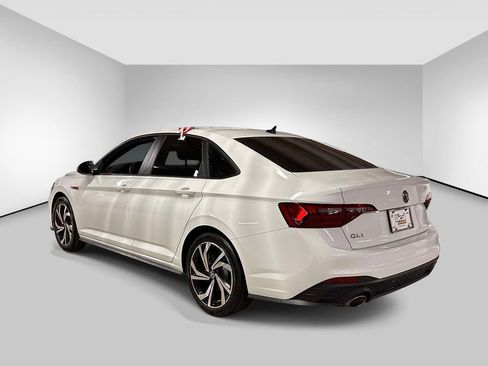 Used 2024 Volkswagen Jetta GLI Autobahn image 3