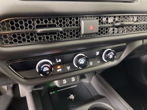 New 2026 Honda HR-V LX image 29