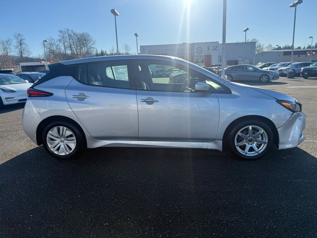 Used 2022 Nissan Leaf S FWD image 8